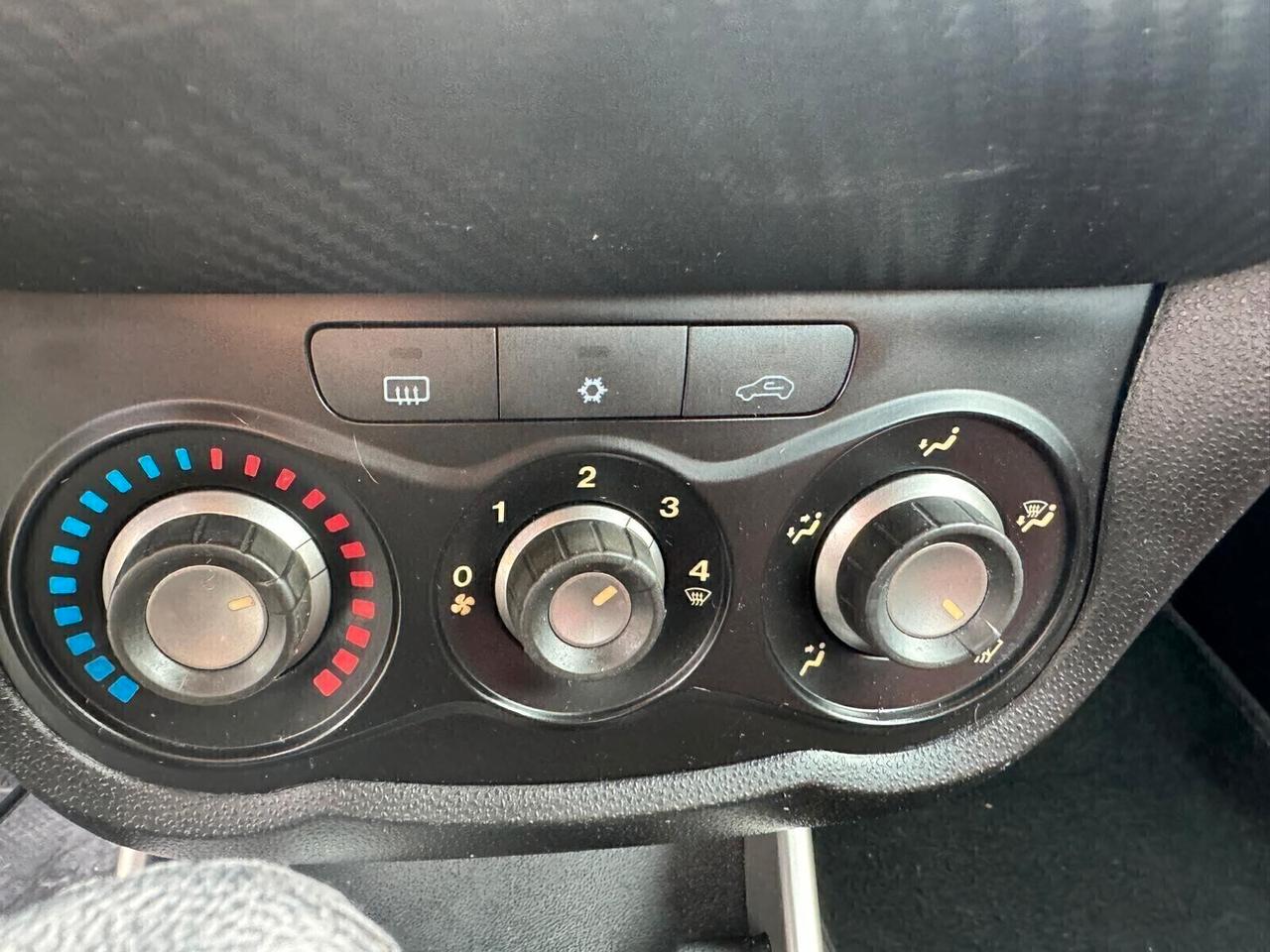 Alfa Romeo MiTo 1.6 JTDm 16V Distinctive Sport Pack