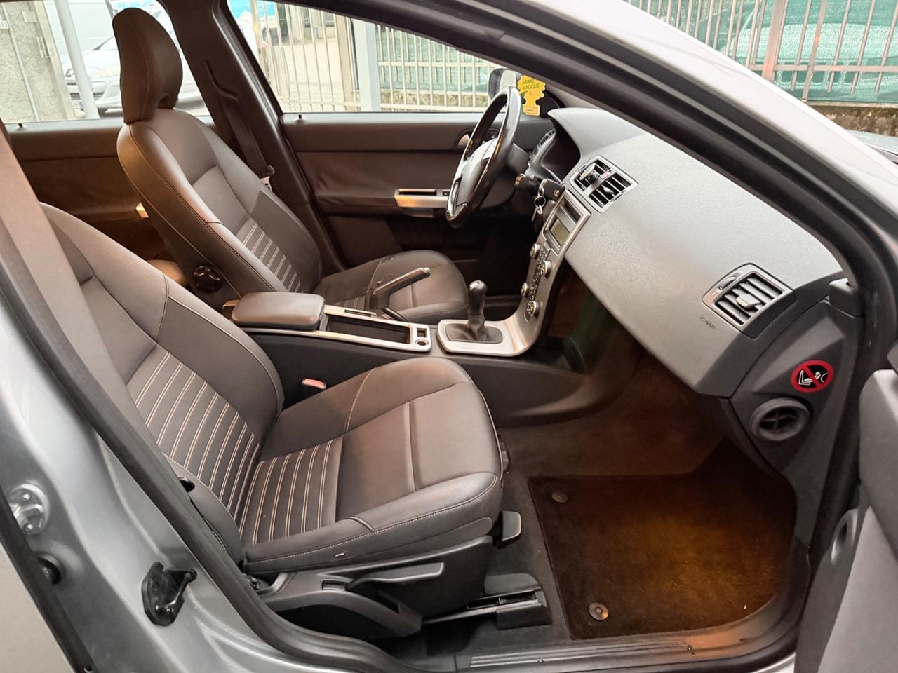 Volvo V50 1.6 BENZINA EURO4 NEOPATENTATI