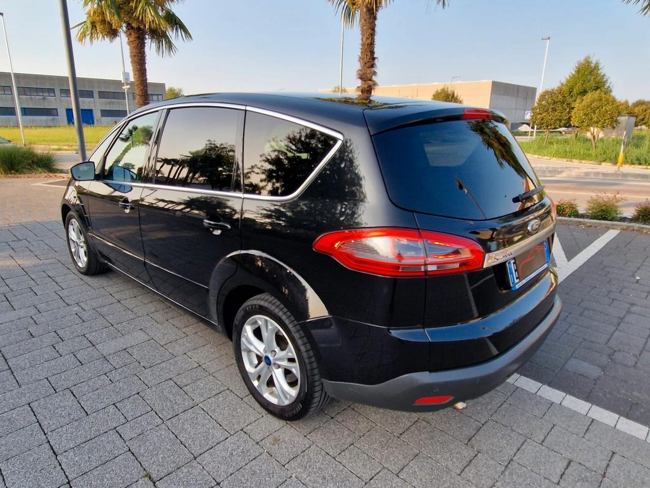 Ford S-Max 2.0 TDCi 163CV New Titanium