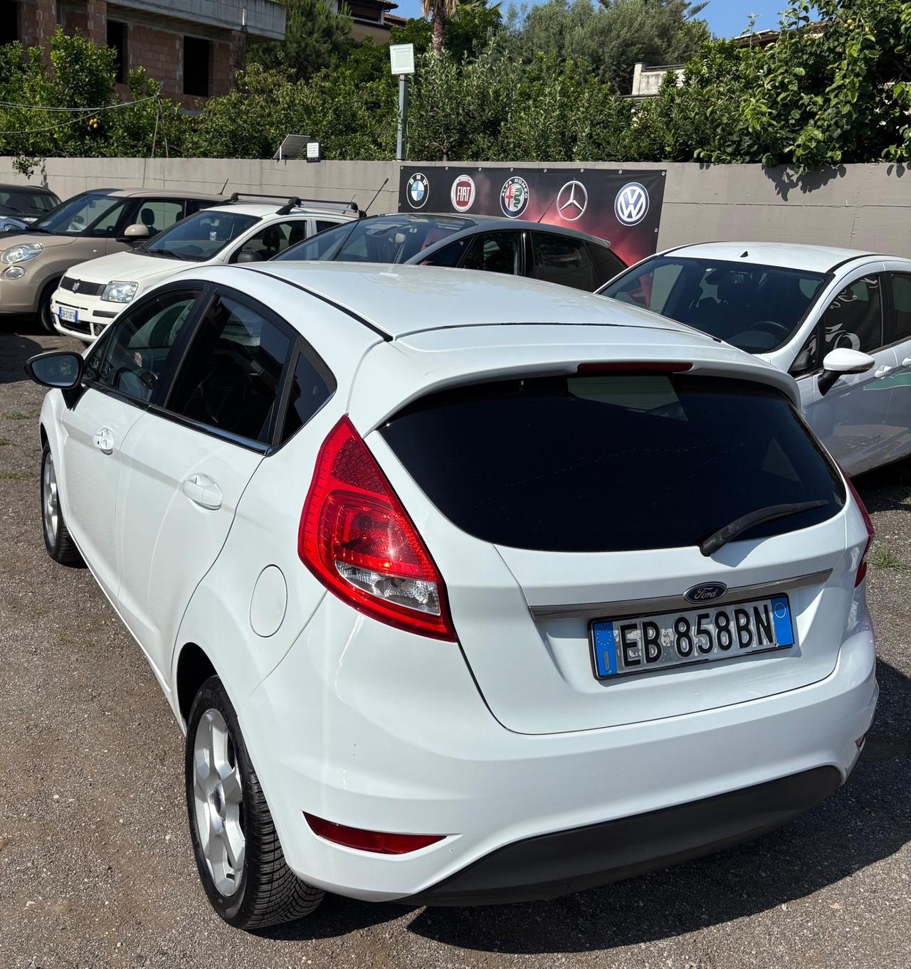 Ford Fiesta Titanium 5 porte