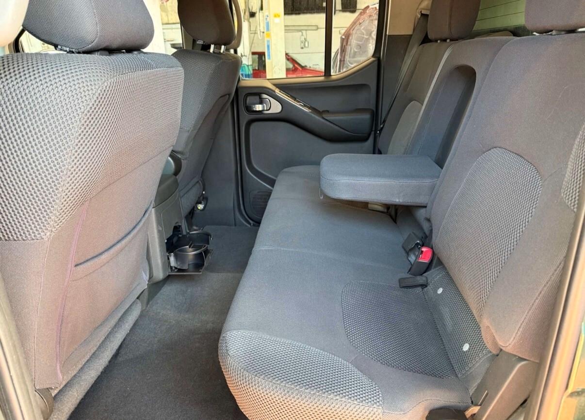 Nissan Navara 2.5 dCi 4 porte Double Cab SE