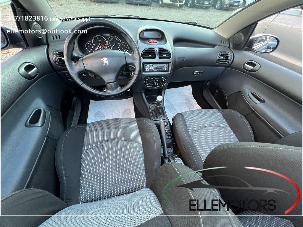 Peugeot 206 CC 1.6 Enfant Terrible