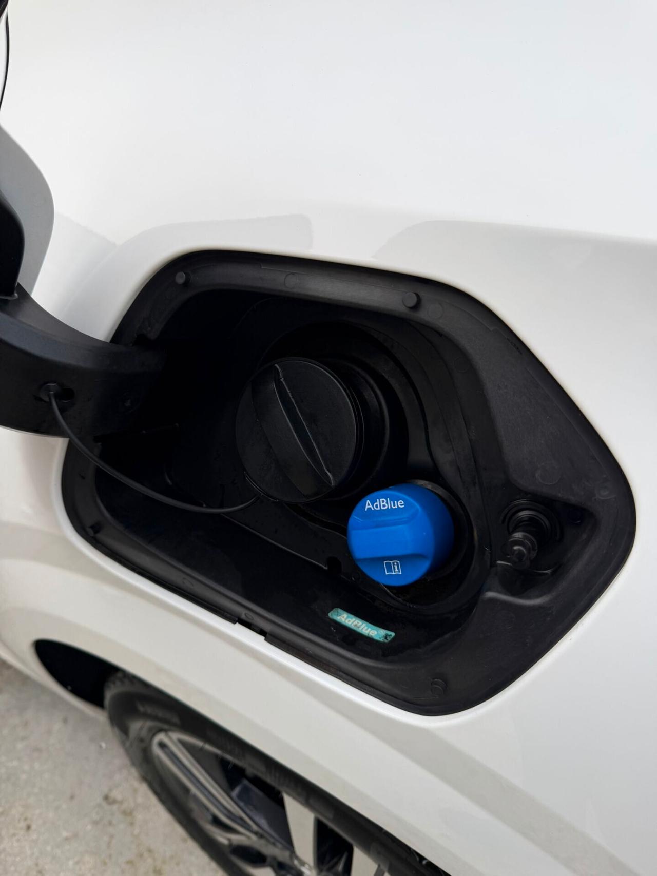 Peugeot 208 BlueHDi 100 Stop&Start 5 porte Allure