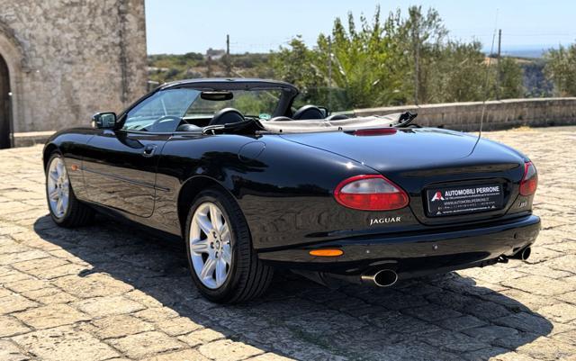 JAGUAR XK8 4.0i V8 Convertibile