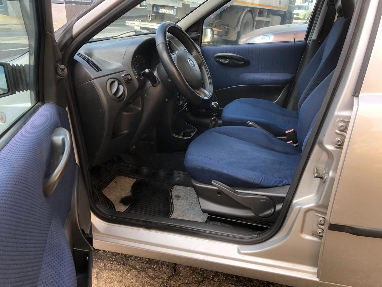 Fiat Punto 1.2 5 porte Active Natural Power