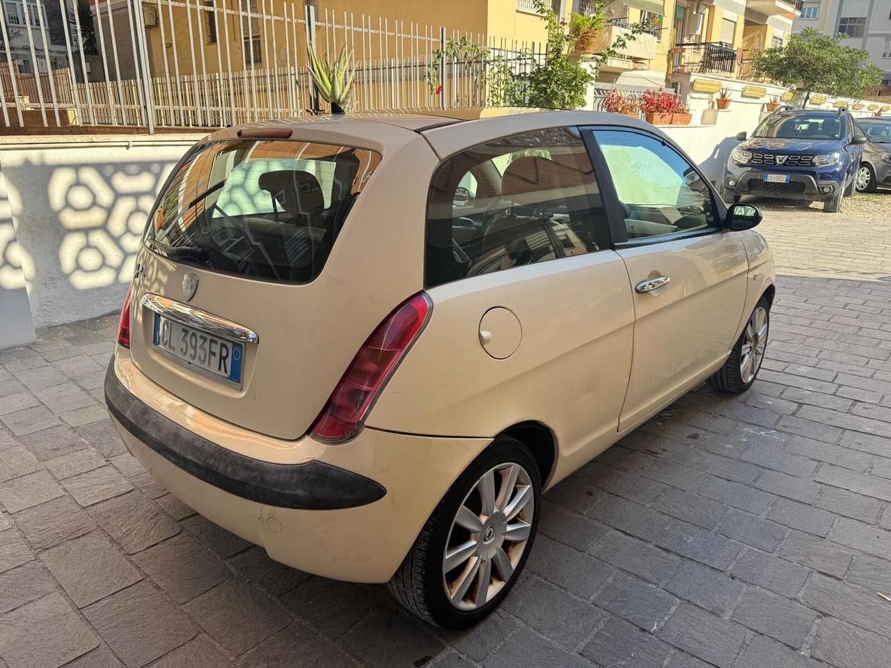 LANCIA Ypsilon 1.2 16V Platino