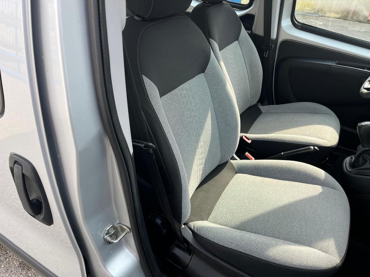 Fiat Qubo 5P-1.3 mjt/80 cv-Full-05/2019