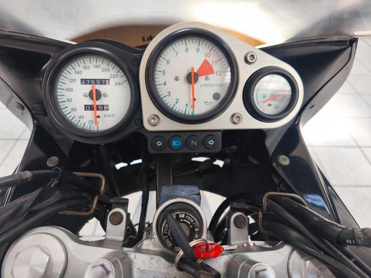 Kawasaki ZR 7
