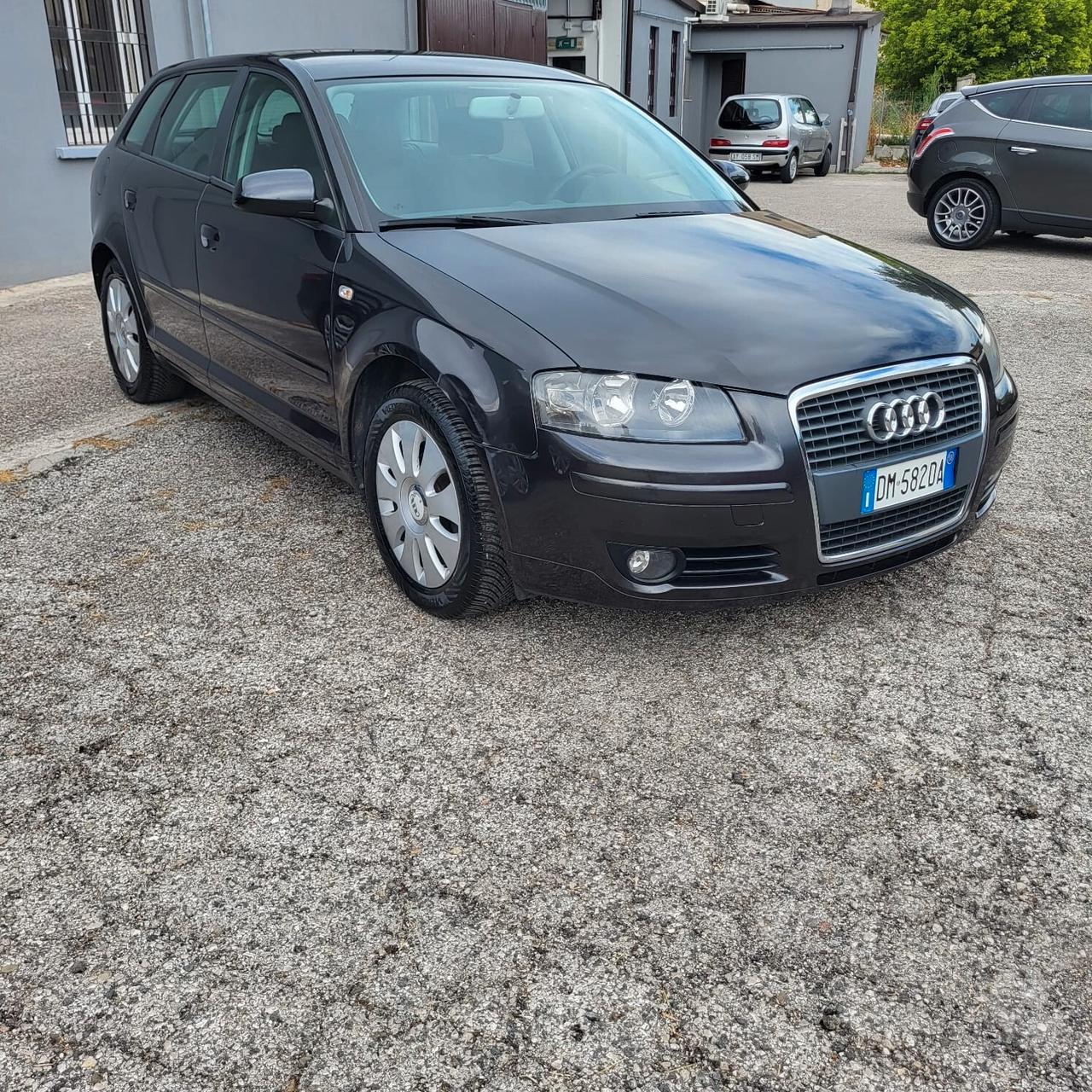 AUDI A3 1.6 BENZINA & GPL CONSUMI BASSISSIMI MOLTO BELLA