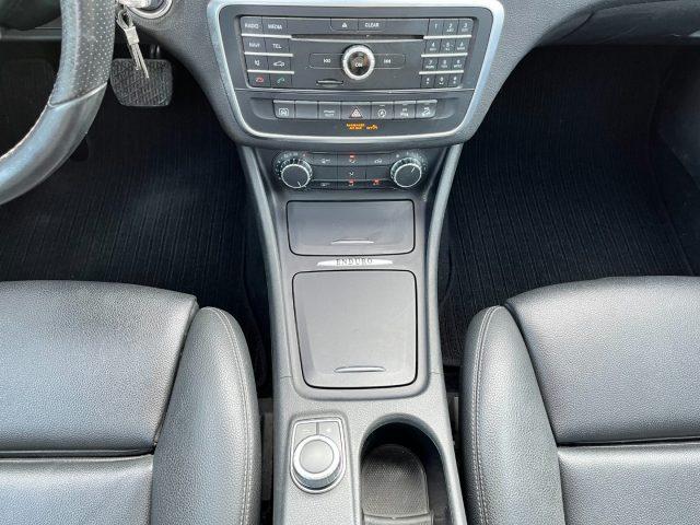 MERCEDES-BENZ GLA 200 d Automatic 4Matic Sport Enduro TETTO PANORAMICO
