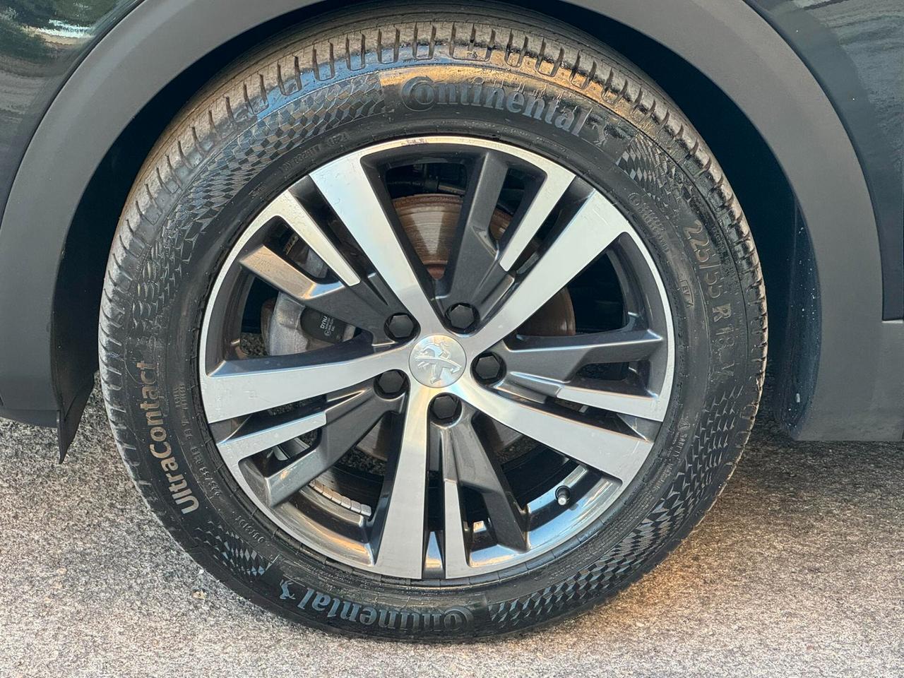 PEUGEOT 3008 HDI 130 S&S EAT8 ALLURE NAVI+RETROCAMERA
