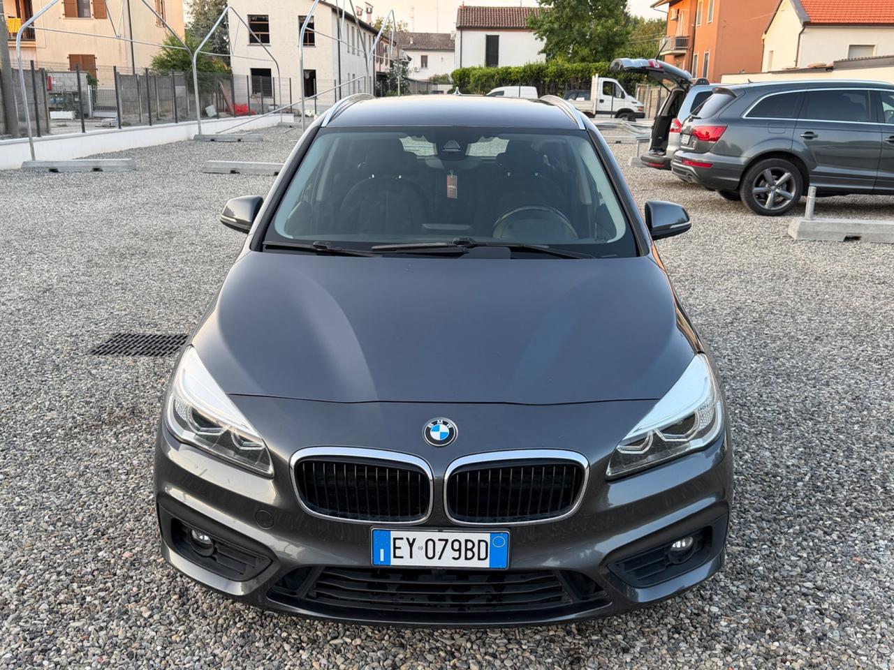 Bmw 2er Active Tourer 218d Advantage