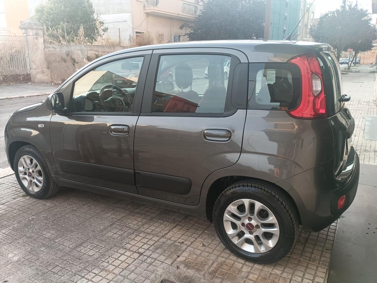 Fiat Panda 1.2 benzina 69 Cv Lounge