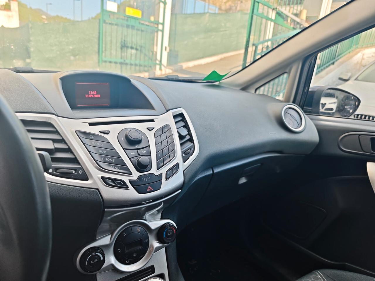 Ford Fiesta 1.4 TDCi 5p. Titanium