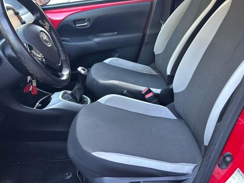 Toyota Aygo 1.0 VVT-i x-play TSS