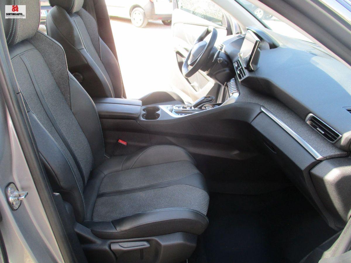 PEUGEOT 3008 BlueHDi 130 EAT8 Allure Pack12/2020