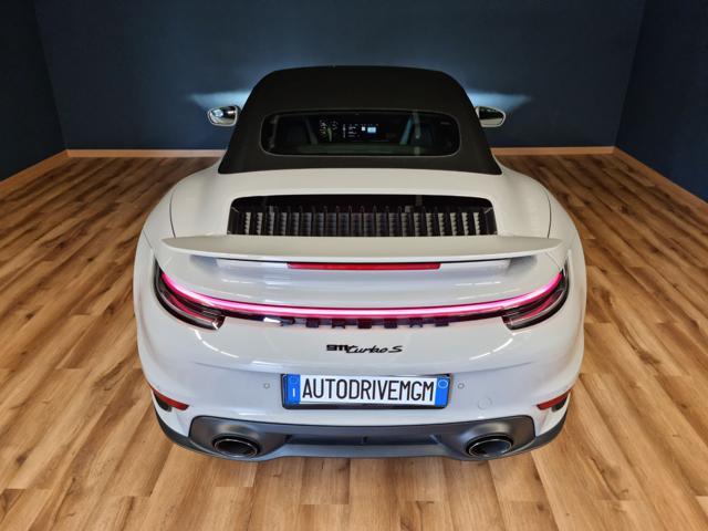 PORSCHE 911 Turbo S Cabriolet 650 cv
