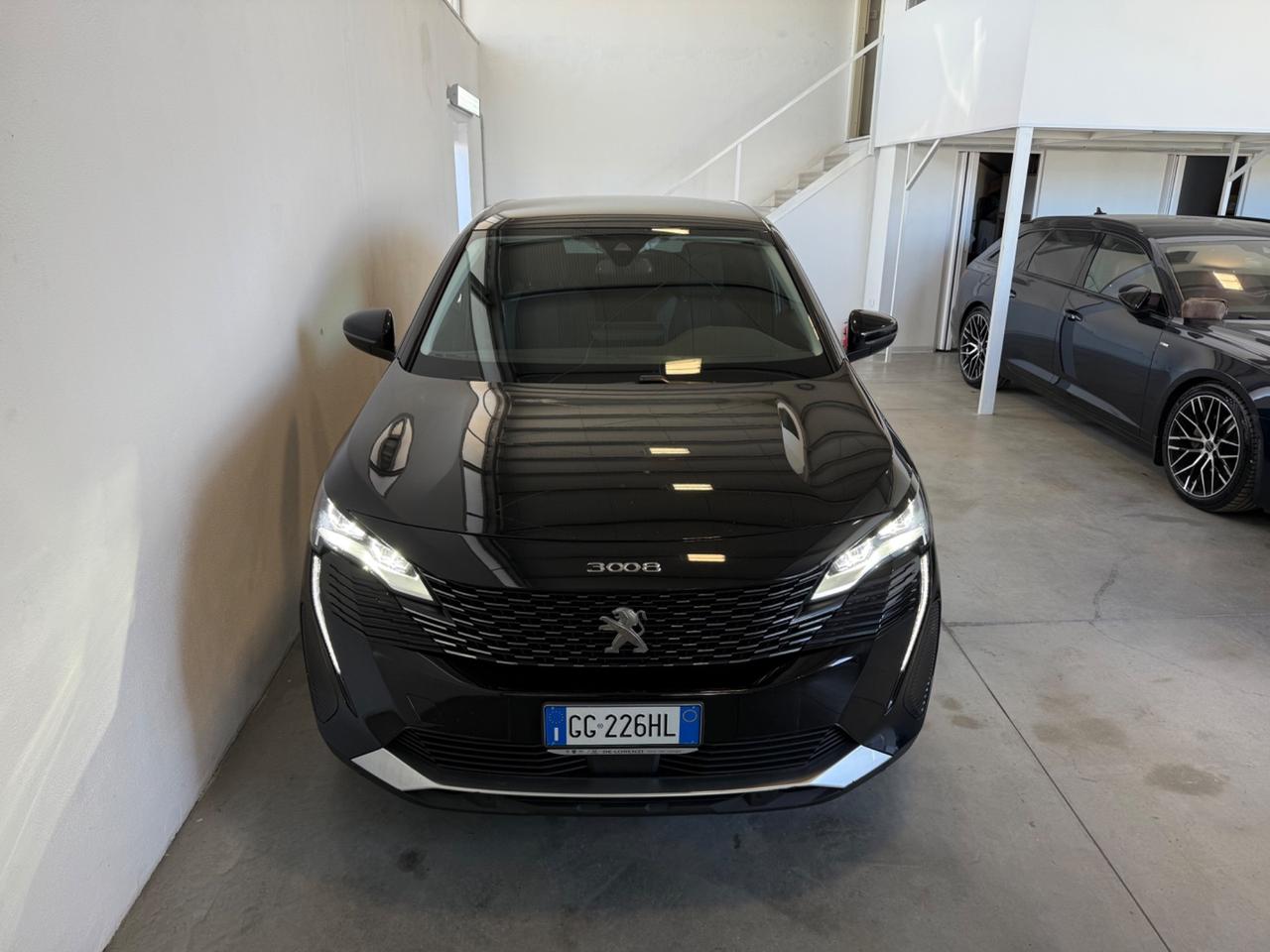 Peugeot 3008 BlueHDi 130 S&S EAT8 Allure