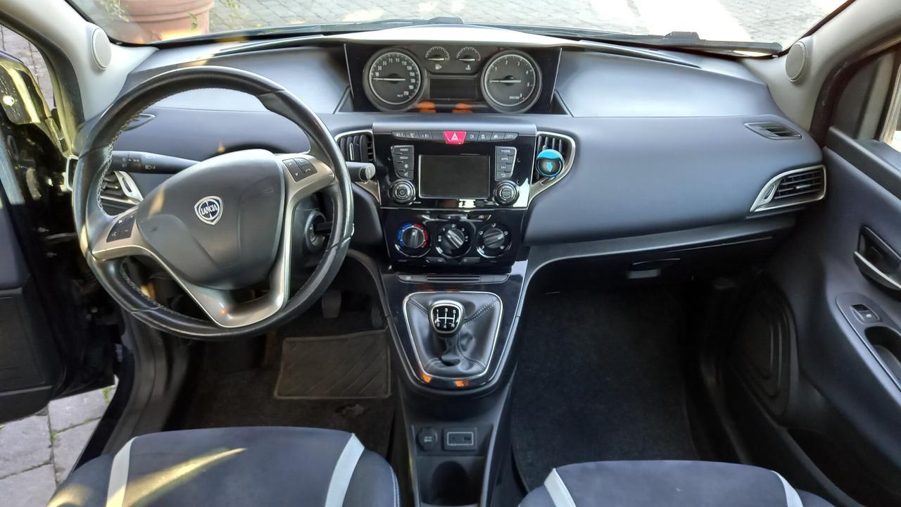 Lancia Ypsilon 1.3 MJT 16V 95 CV 5 porte S&S Mya