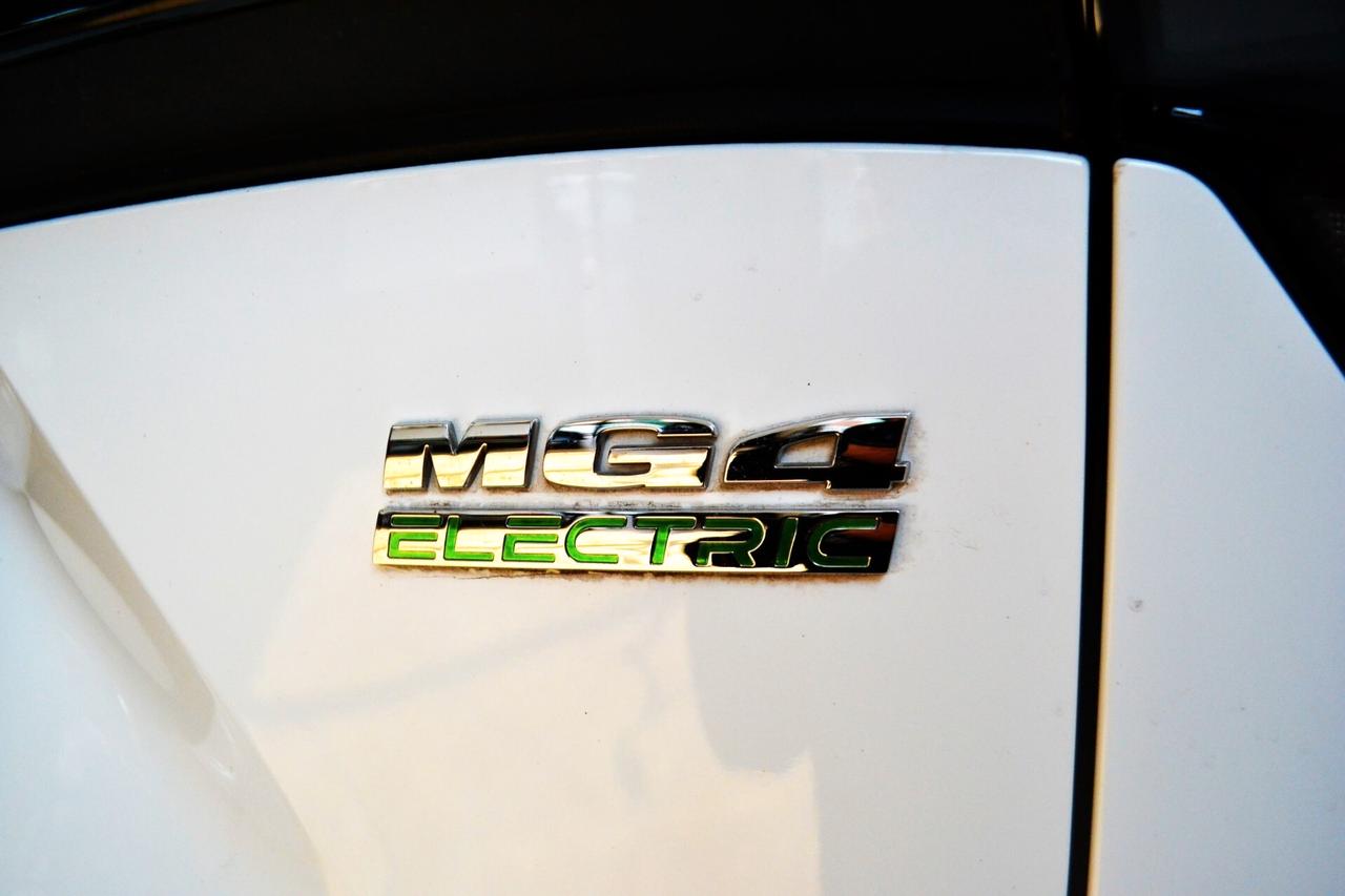 MG MG4 Electric 54KW 73CV 5p. Automatic NEOP. 2024