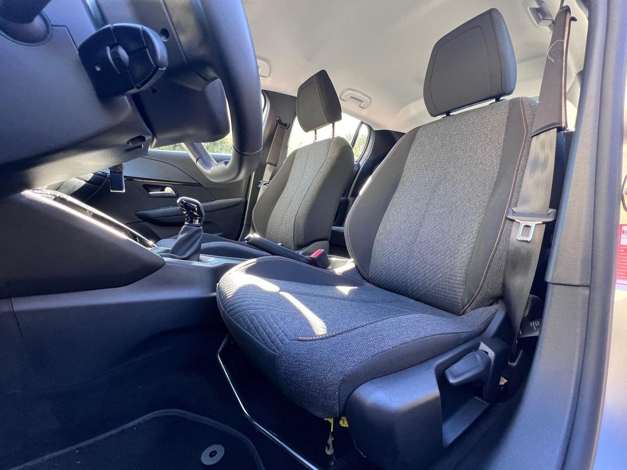 Peugeot 208 1.2 PureTech 75 Style #10280