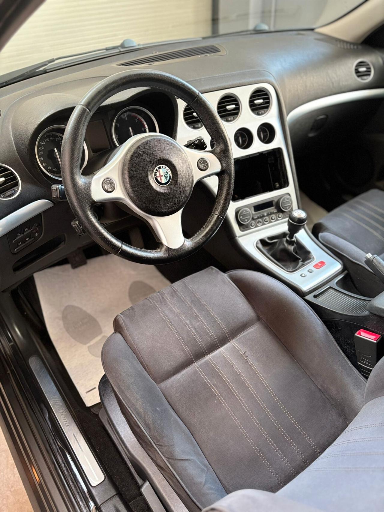 Alfa Romeo 159 1.9 JTDm Distinctive