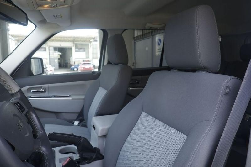 Jeep Cherokee Jeep Cherokee 2.8 CRD DPF Limited 130KW ANNO 2010