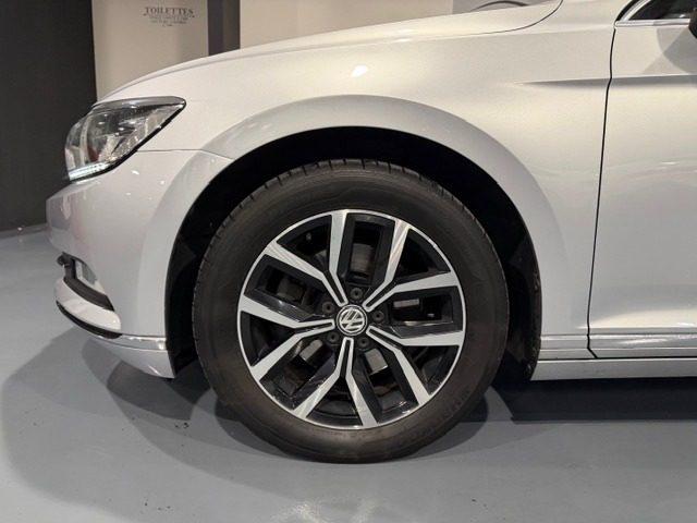 VOLKSWAGEN Passat 2.0 TDI 150CV HIGHLINE BERLINA