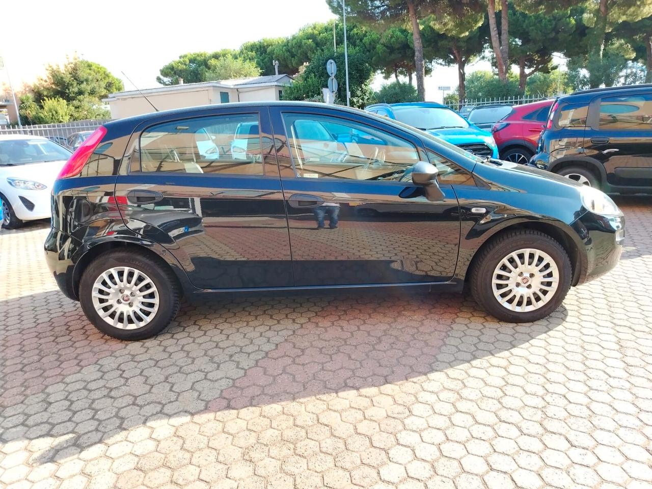 Fiat Punto 1.2 8V 5 porte Street