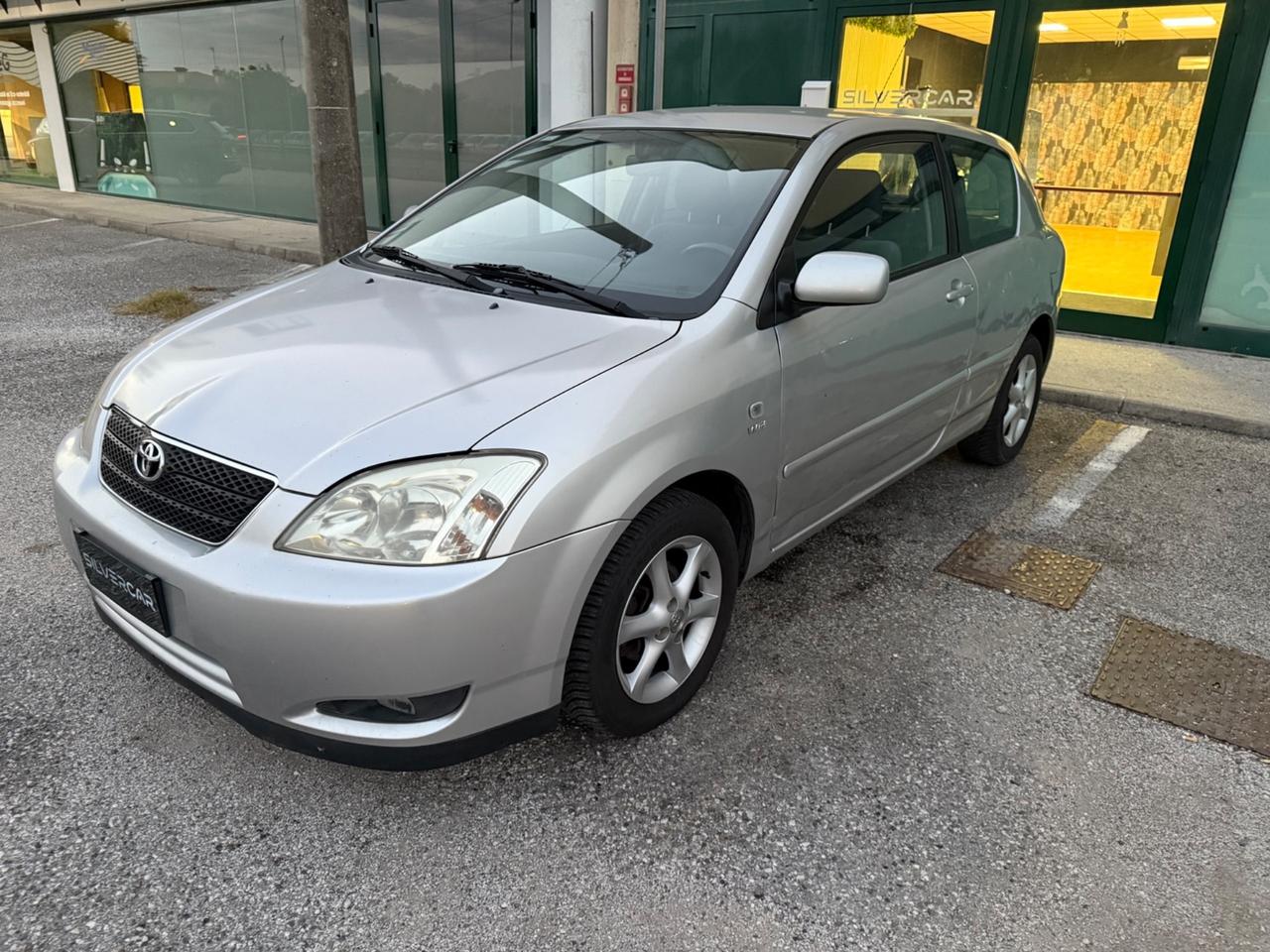 Toyota Corolla 1.6 16V 3 porte