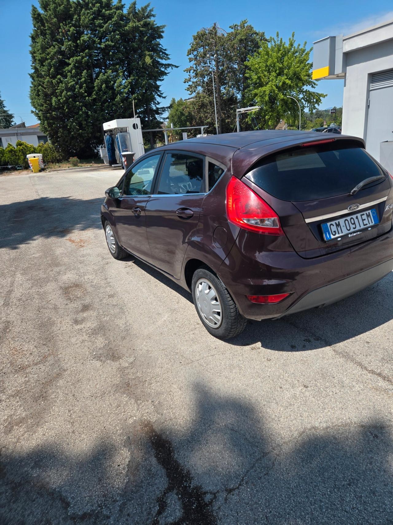 Ford Fiesta 1.4 16V 5p. Ghia