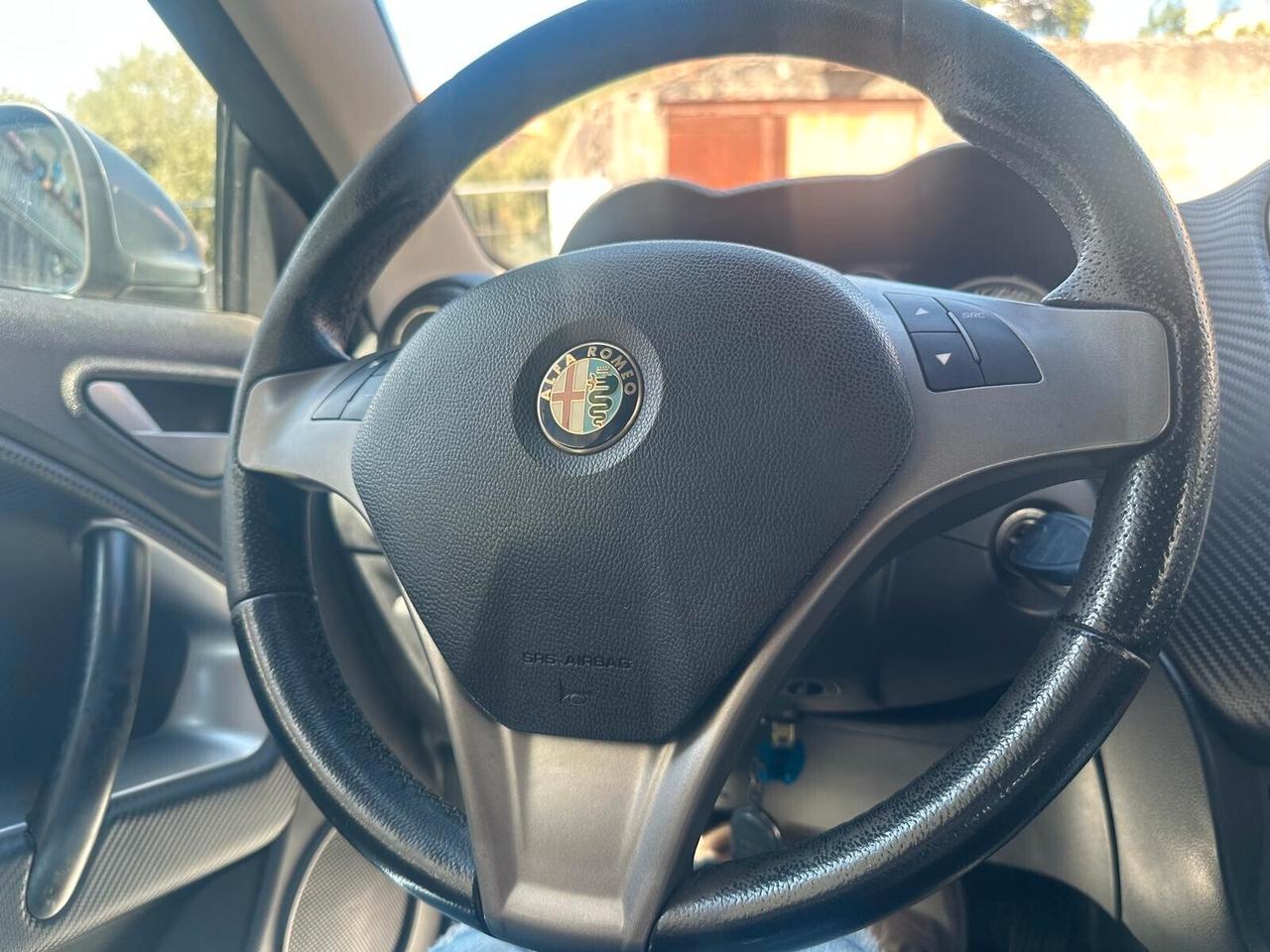 Alfa Romeo MiTo 1.3 JTDm-2 95 CV S&S Distinctive Sport Pack
