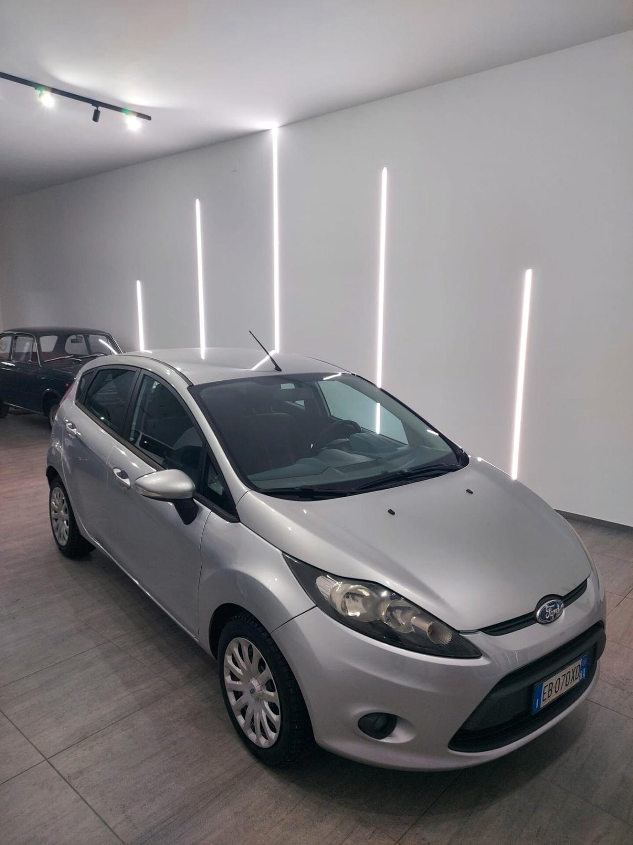 Ford Fiesta 1.4 TDCi 5p. Titanium