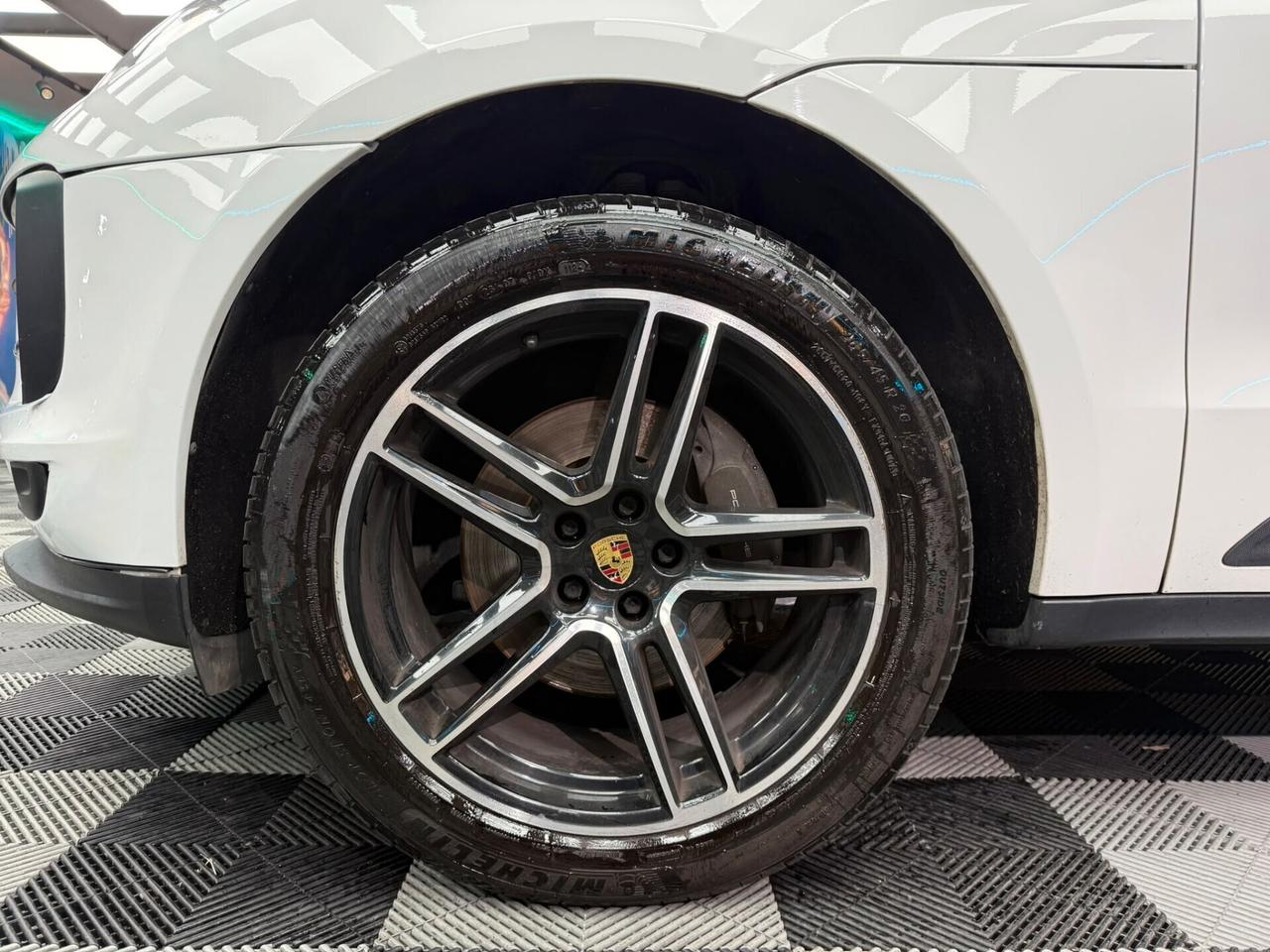 Porsche Macan 2.0 (642)
