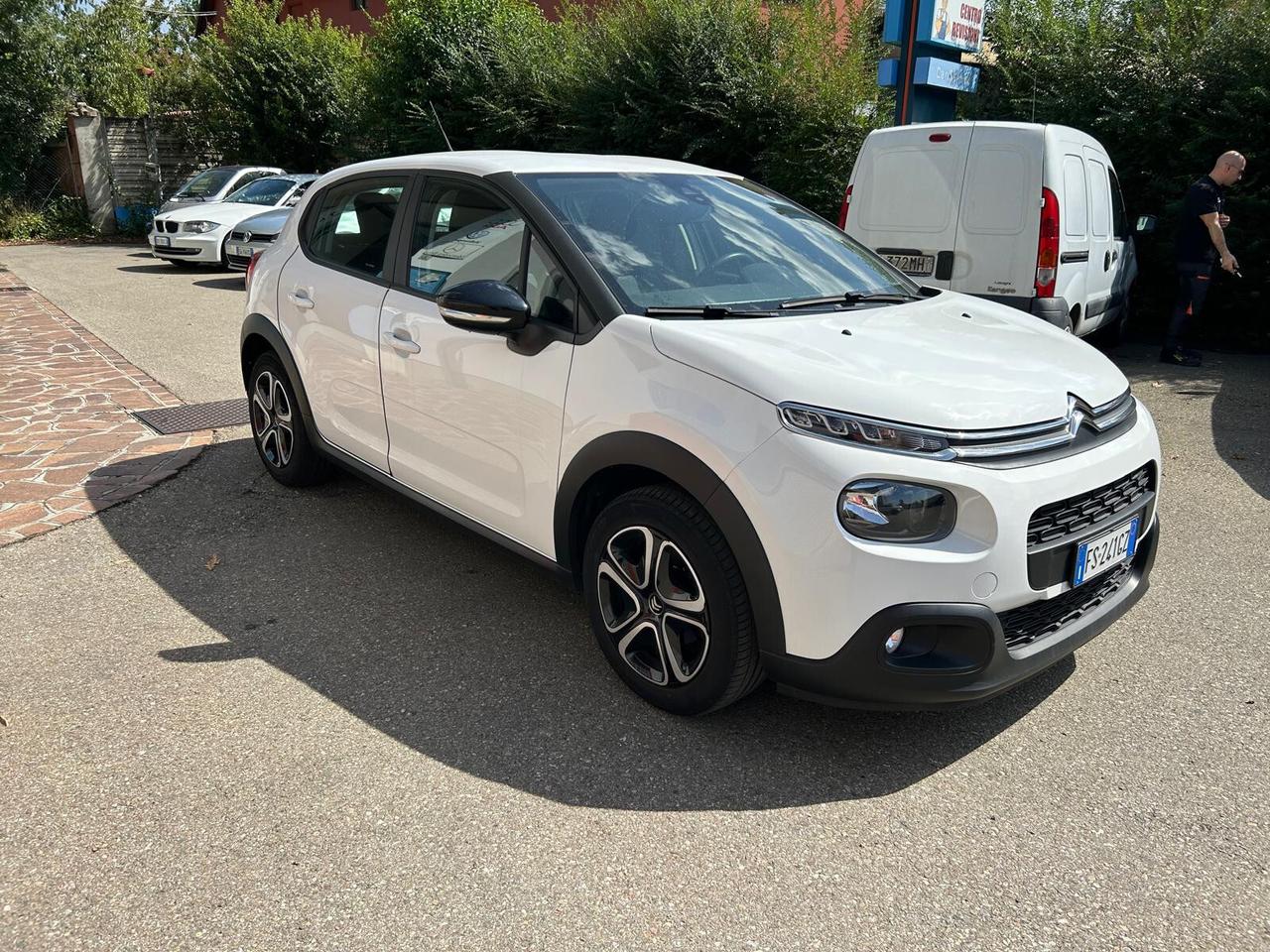 Citroen C3 PureTech 82 Feel - ADATTA NEOPATENTATI