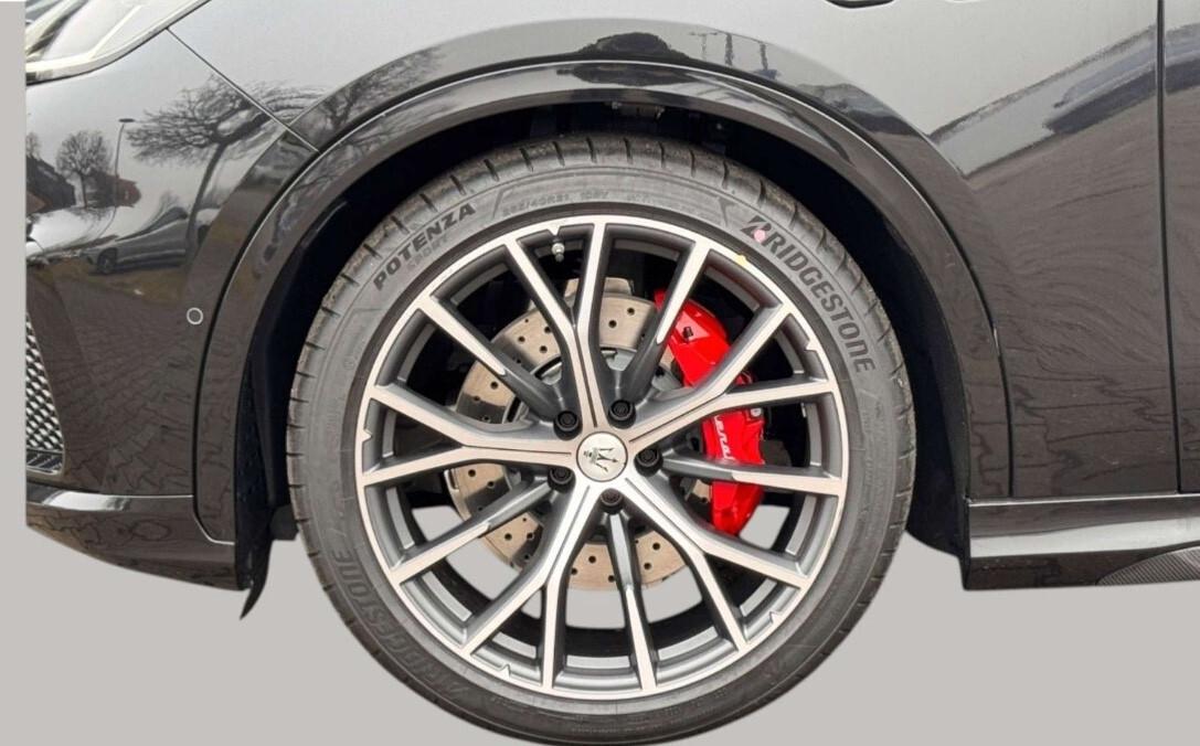 Maserati Grecale V6 530 CV AWD Trofeo NOLEGGIO 11 MESI