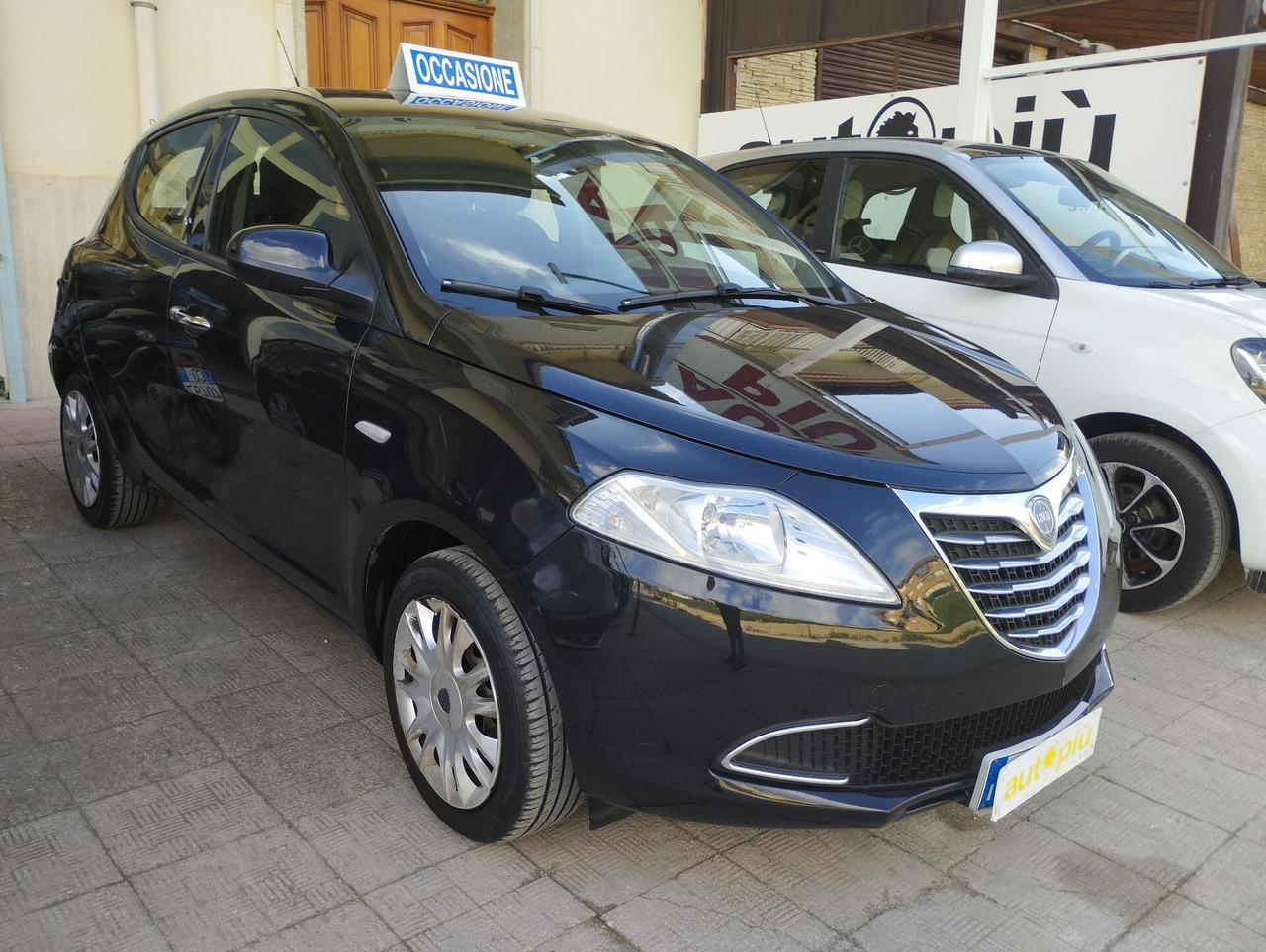 Lancia Ypsilon 1.2 69 CV 5 porte