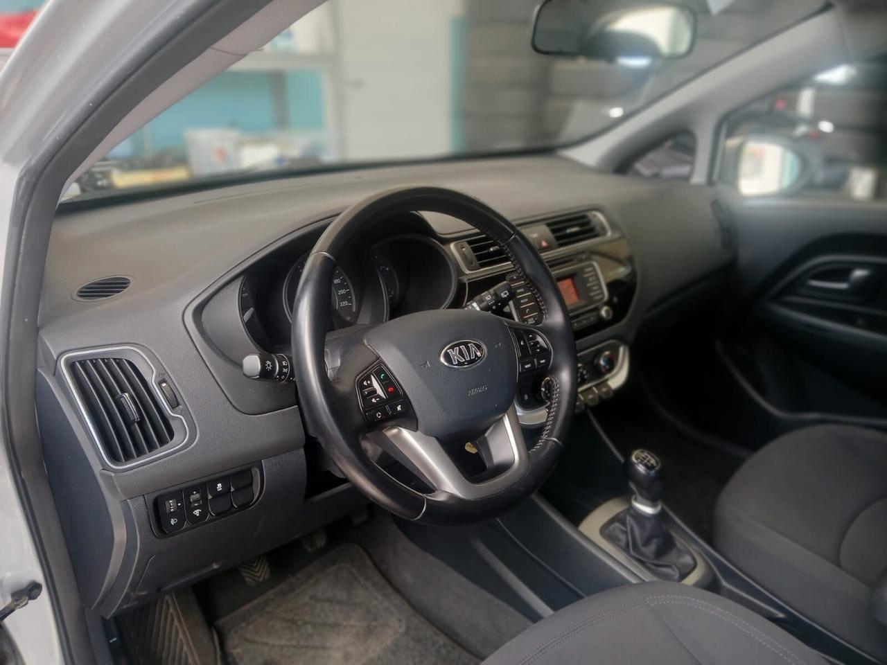 Kia Rio 1.1 CRDi 5p. Cool