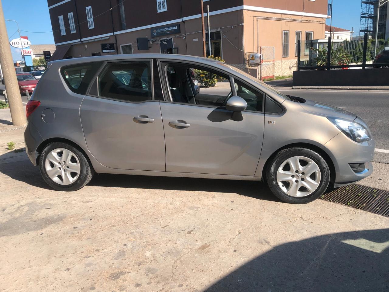 Opel Meriva 1.4 GPL KM83000 2014
