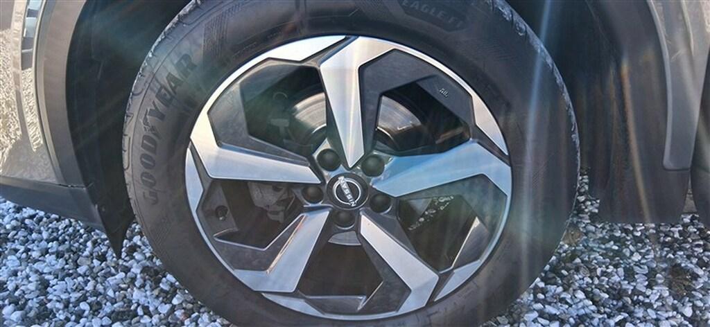 Nissan Qashqai 1.3 MILD HYBRID N-Connecta 2WD