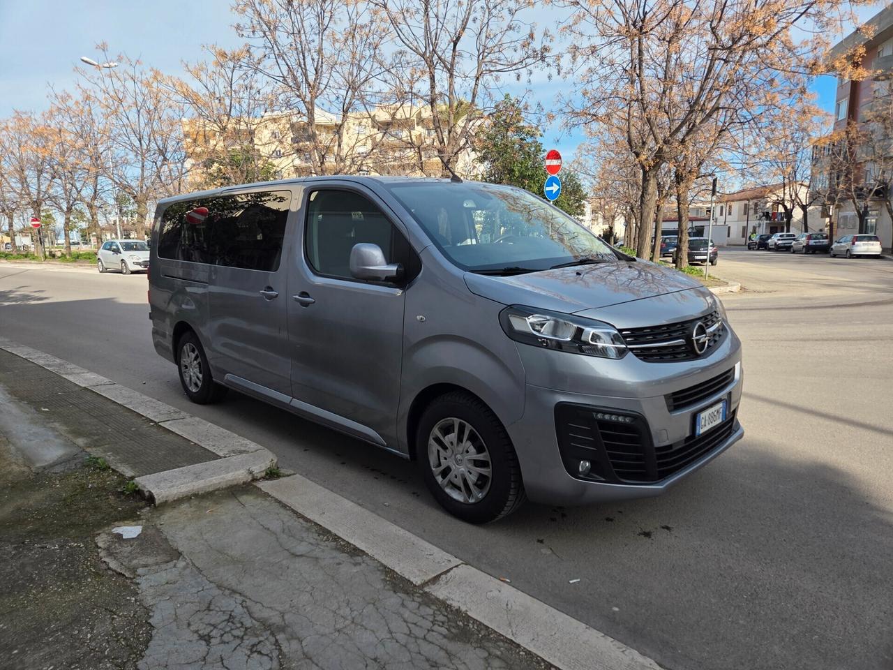 ACQUISTA O NOLEGGIA OPEL ZAFIRA LIFE 2020 9 POSTI PASSO LUNGO 1.5 DIESEL 120CV