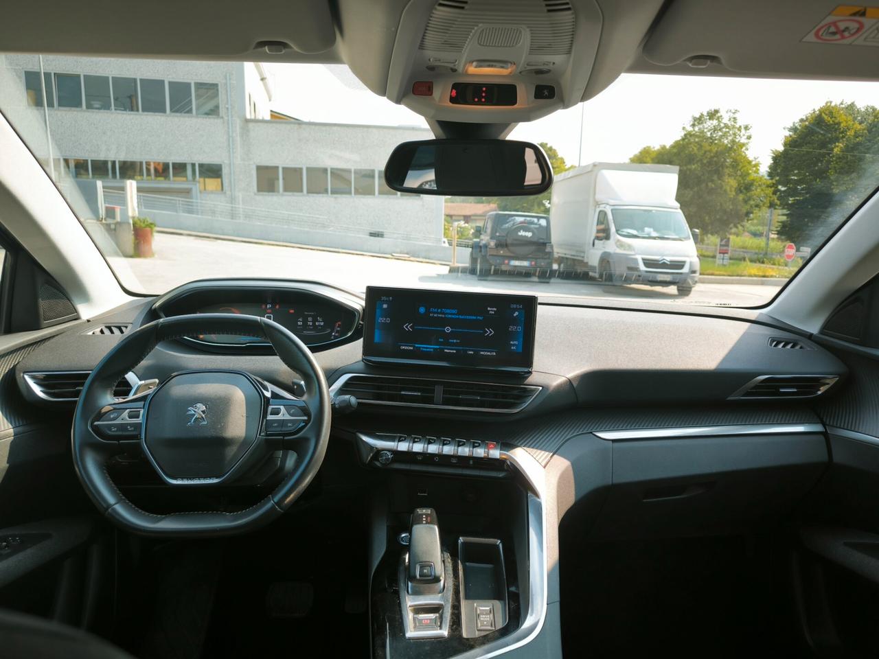 Peugeot 3008 BlueHDi 130 S&S EAT8 Active Pack