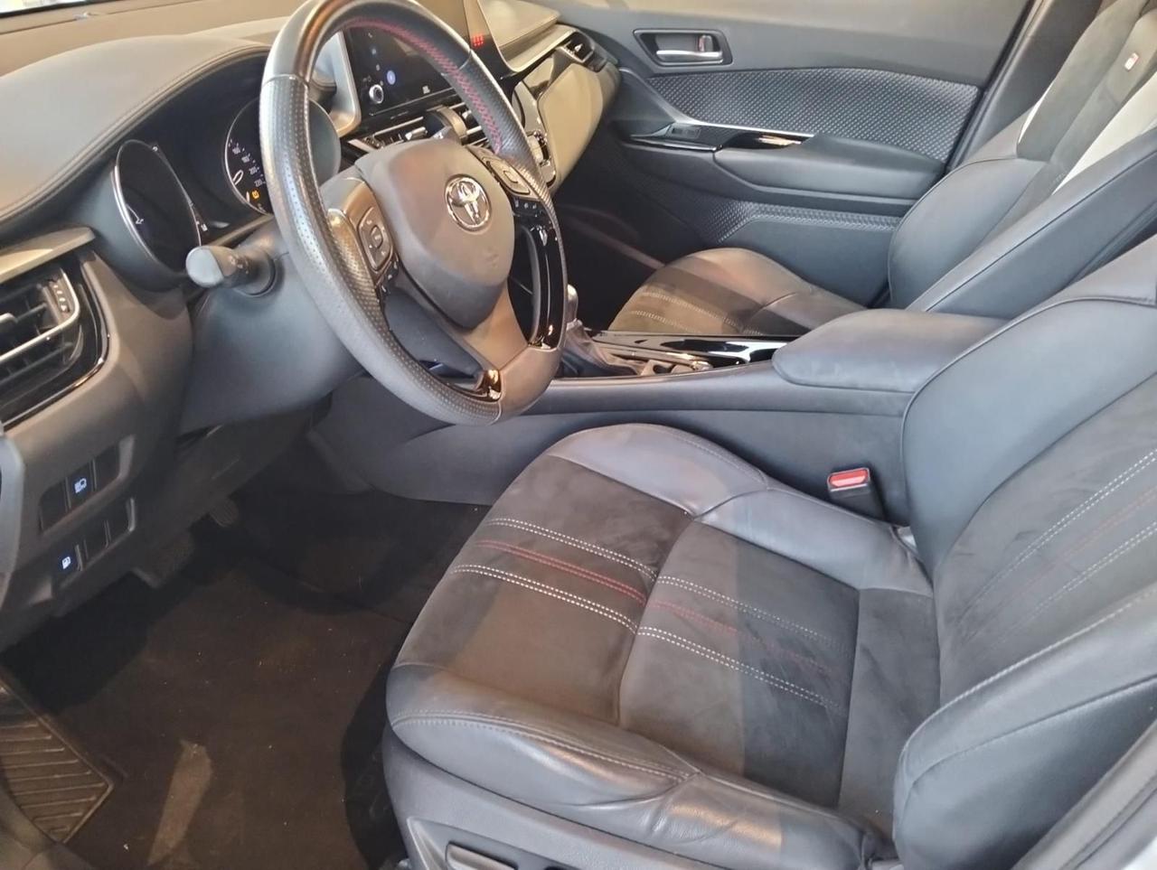 Toyota C-HR 1.8 Hybrid E-CVT GR Sport