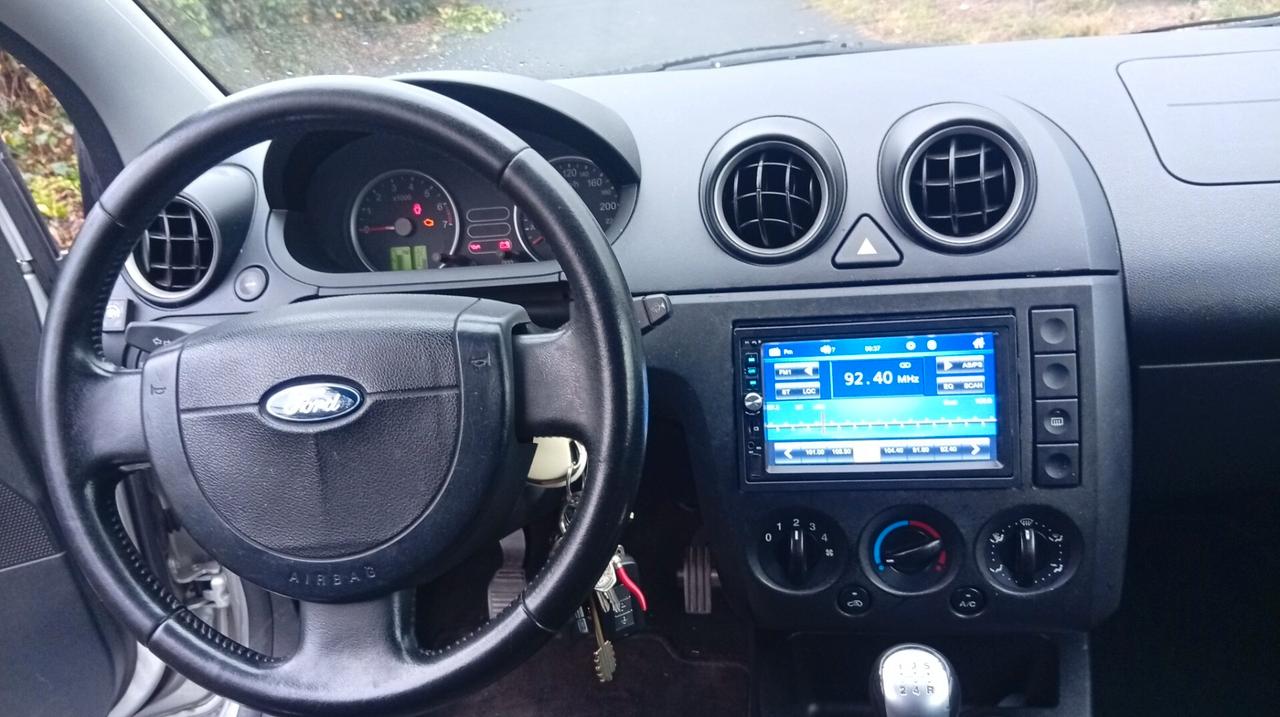 Ford Fiesta 1.2 Gpl