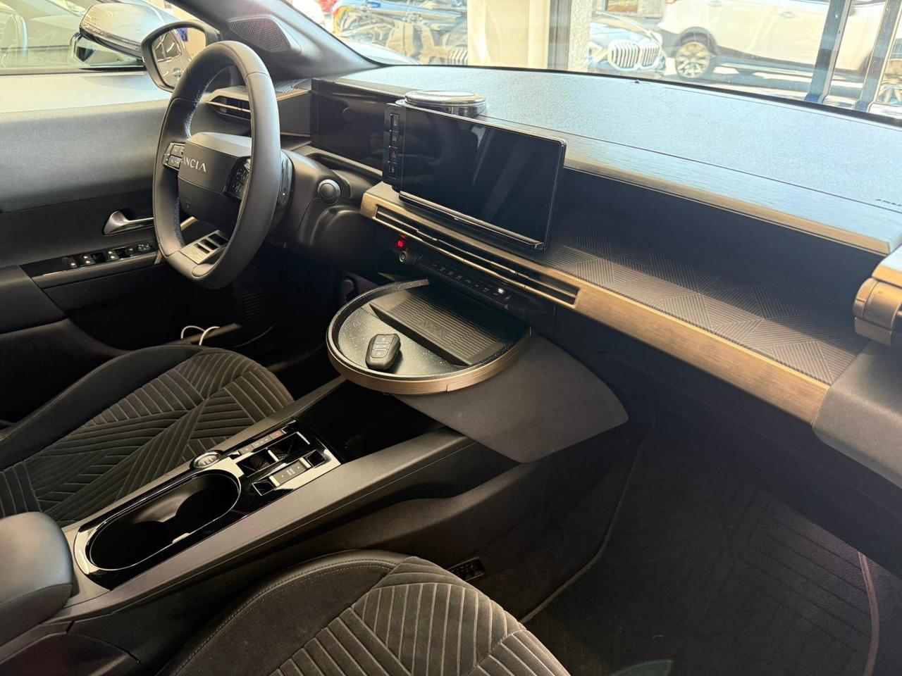 Lancia Ypsilon Hybrid e-DCT HF Line
