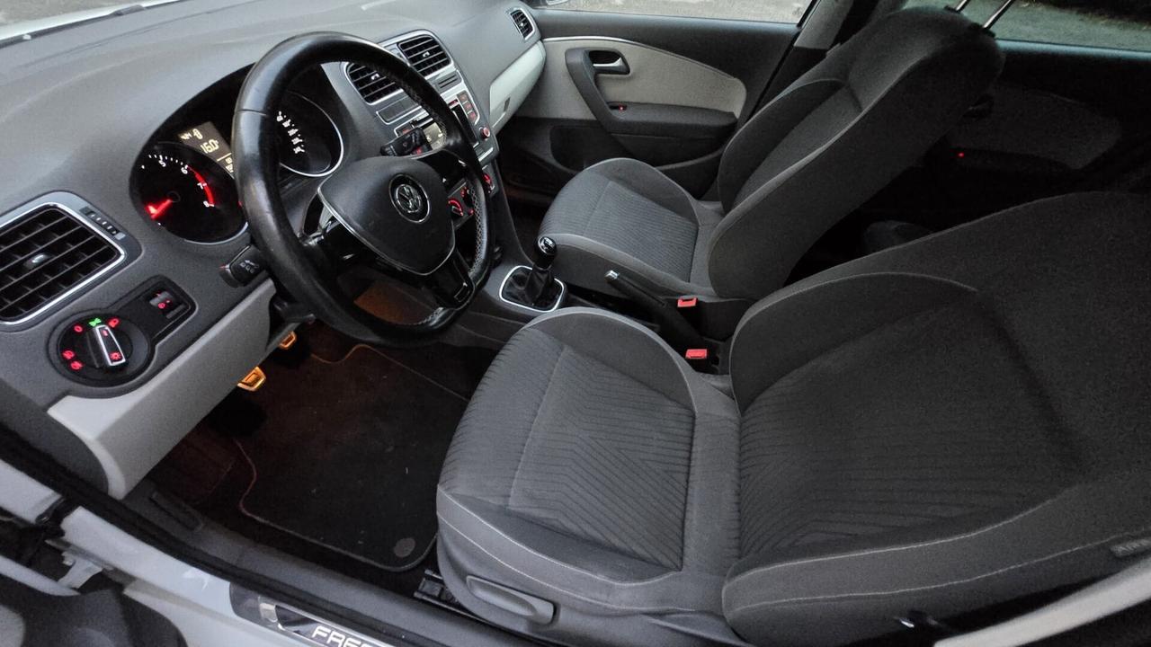 Volkswagen Polo 1.0 MPI 75 CV 5p. FRESH