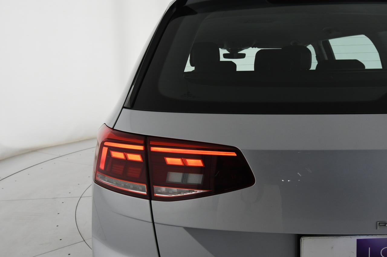 VOLKSWAGEN Passat Variant 2.0 tdi Business 122cv dsg NEOPATENTATI+ACC+CAMERA