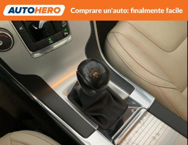 VOLVO XC60 D4 AWD Business