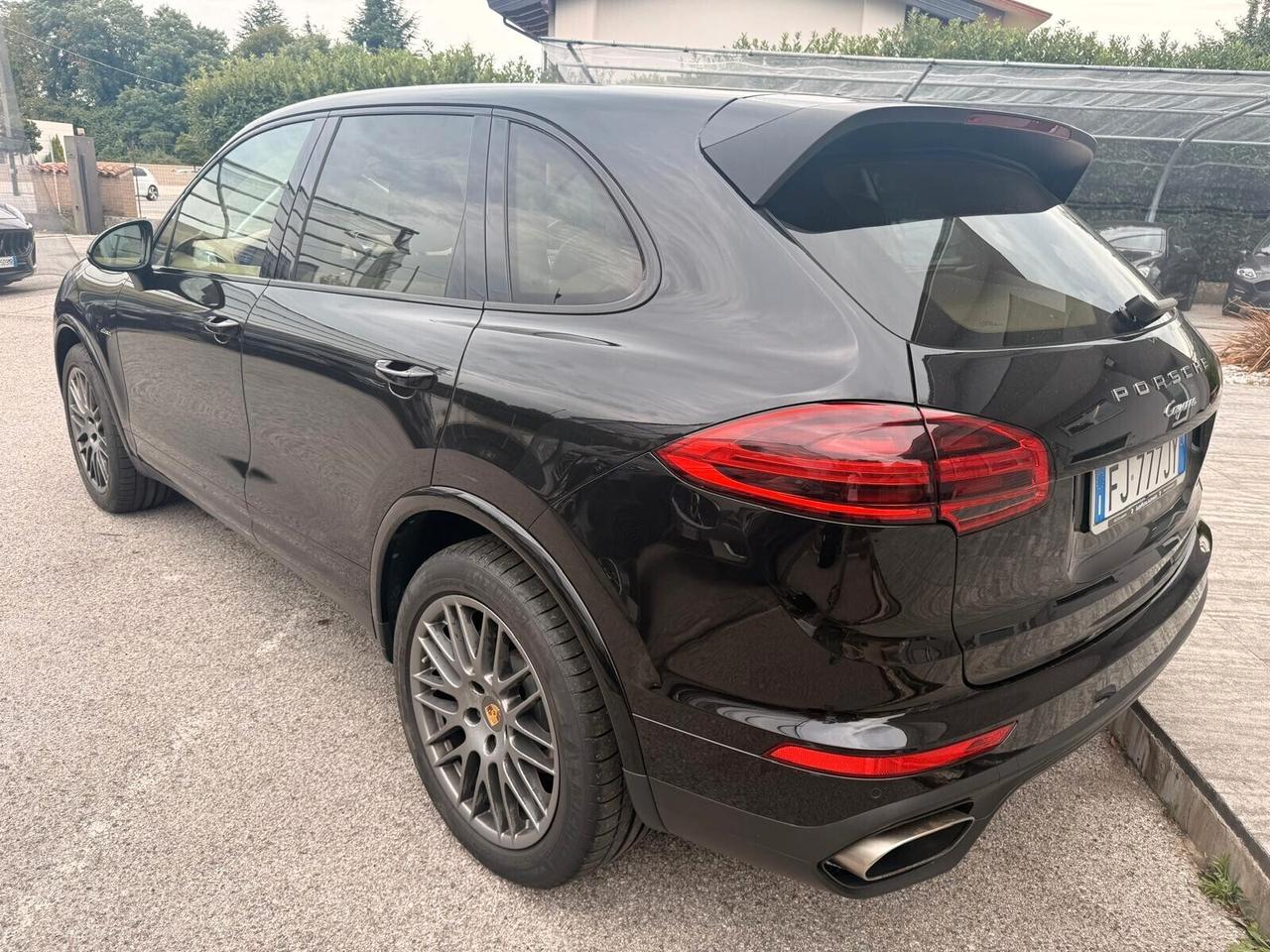 Porsche Cayenne 3.0 Diesel Platinum Edition