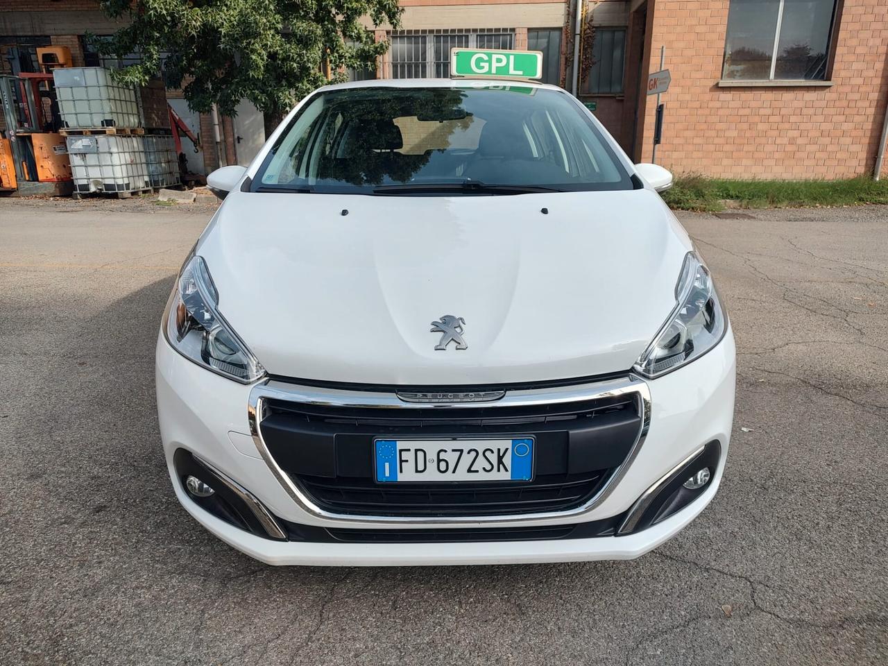 Peugeot 208 PureTech 82 5p. GPL Access, BENZINA\GPL, OK NEOPATENTATI
